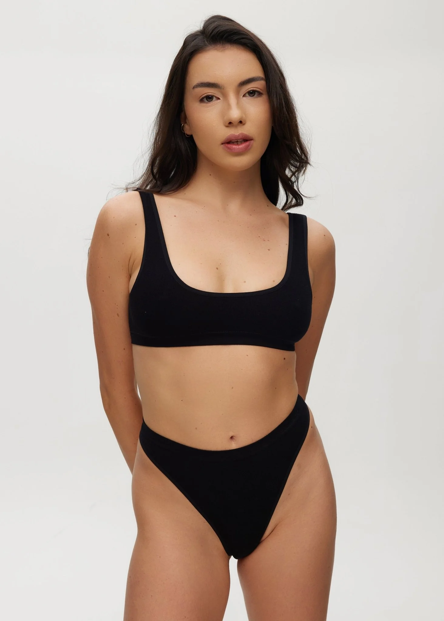 Seamless High Waisted Rib Thong - Image 5