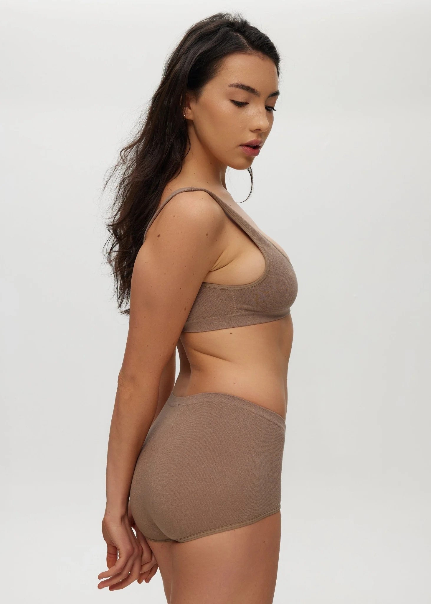 Seamless Rib Scoop Open Back Bralette - Image 12